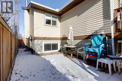 1205 Meadowbrook Drive Se, Airdrie, AB - Outdoor