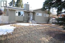 3824 BRANTFORD Drive NW  Calgary, AB T2L 1H9