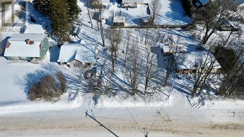 15 Tackabury Street, Northern Bruce Peninsula, ON 