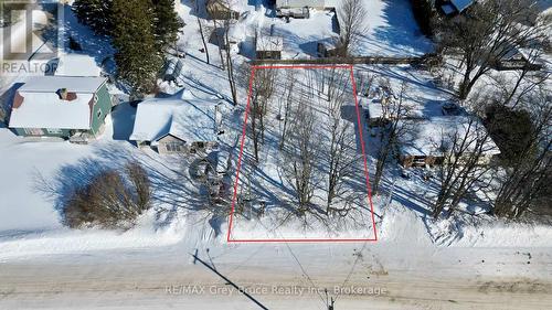15 Tackabury Street, Northern Bruce Peninsula, ON 