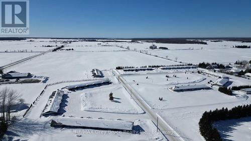 15 Tackabury Street, Northern Bruce Peninsula, ON 