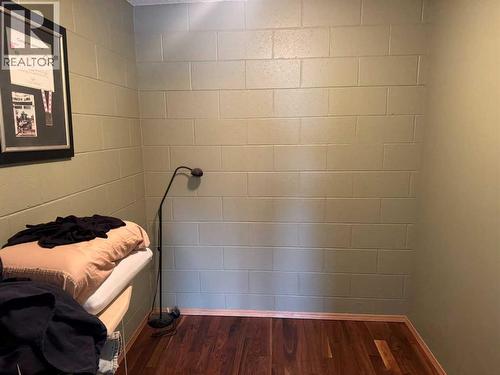 flex room off master bedroom - 8808 96 Street, Peace River, AB - Indoor