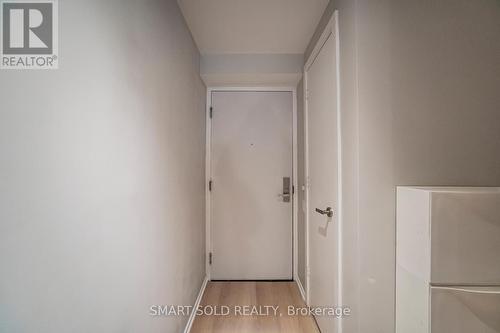 3203 - 5 St Joseph Street, Toronto, ON - Indoor Photo Showing Other Room