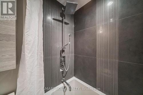 3203 - 5 St Joseph Street, Toronto, ON - Indoor Photo Showing Bathroom