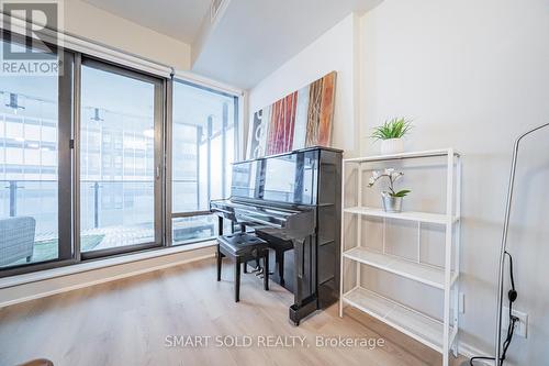 3203 - 5 St Joseph Street, Toronto, ON - Indoor Photo Showing Other Room