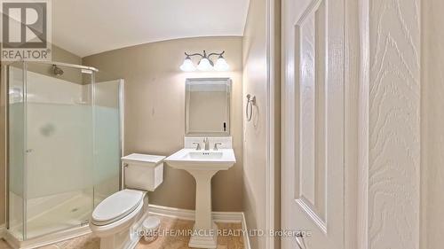 919 Zeller Crescent, Kitchener, ON - Indoor Photo Showing Bathroom