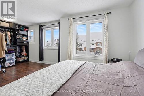 1827 Hialeah Drive, Ottawa, ON - Indoor Photo Showing Bedroom