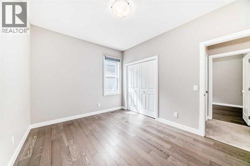 41 Shawnee Green Sw, Calgary, AB - Indoor Photo Showing Other Room
