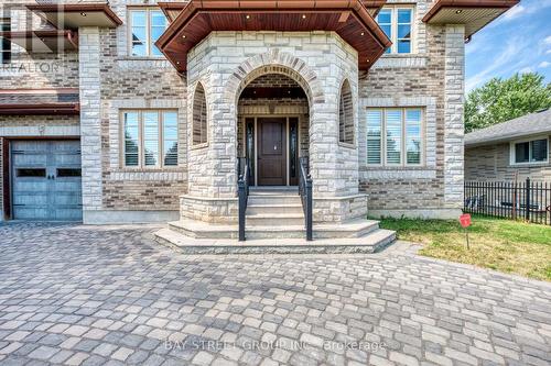132 Crestwood Road, Vaughan, ON - Outdoor With Facade