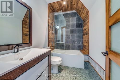 132 Crestwood Road, Vaughan, ON - Indoor Photo Showing Bathroom