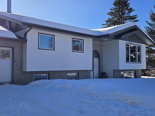 663 Barrie Dr, Oliver Paipoonge, ON - Outdoor