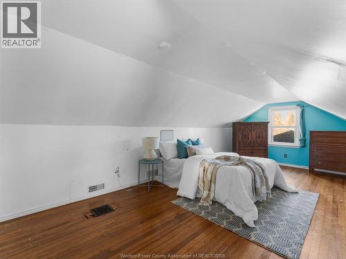 128 Victoria Avenue, Essex, ON - Indoor Photo Showing Bedroom