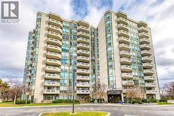 5080 PINEDALE Avenue Unit# 902  Burlington, ON L7L 5V7