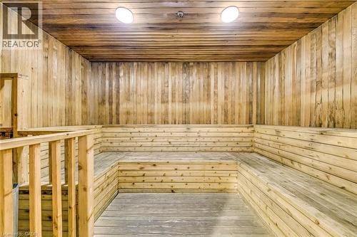 5080 Pinedale Avenue Unit# 902, Burlington, ON - Indoor Photo Showing Other Room