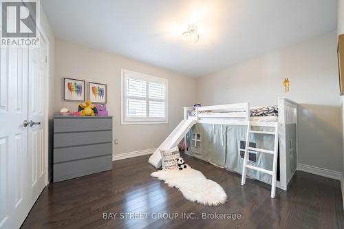 995 Nellie Little Crescent, Newmarket, ON - Indoor Photo Showing Bedroom
