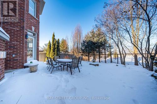 995 Nellie Little Crescent, Newmarket, ON - Outdoor