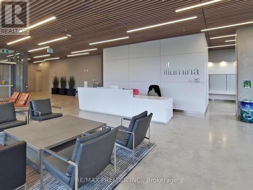 2003 - 500 Brock Avenue, Burlington, ON - Indoor