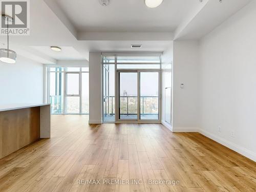 2003 - 500 Brock Avenue, Burlington, ON - Indoor Photo Showing Other Room