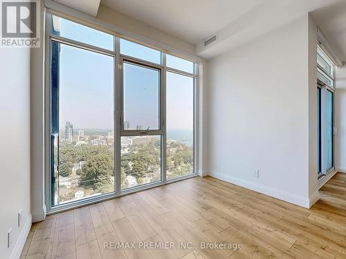 2003 - 500 Brock Avenue, Burlington, ON - Indoor Photo Showing Other Room