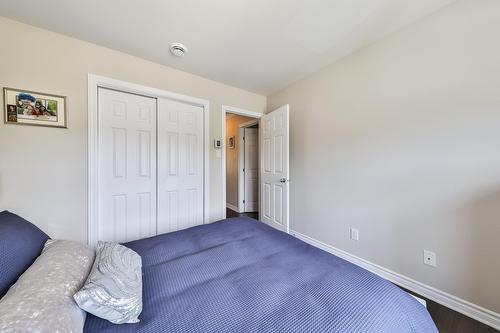 Logement - 156  - 160 Rue Marie-Chapleau, Blainville, QC - Indoor Photo Showing Bedroom