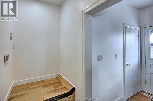 22 Cross Street, Chatham, ON - Indoor Photo Showing Other Room