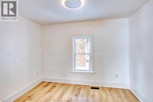 22 Cross Street, Chatham, ON - Indoor Photo Showing Other Room