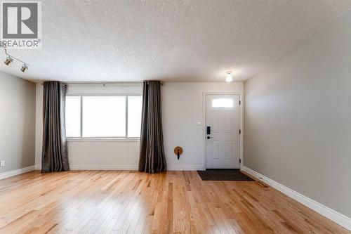 640 54 Avenue W, Claresholm, AB - Indoor Photo Showing Other Room