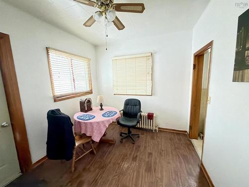 385 Gibbon Street, New Waterford, NS 