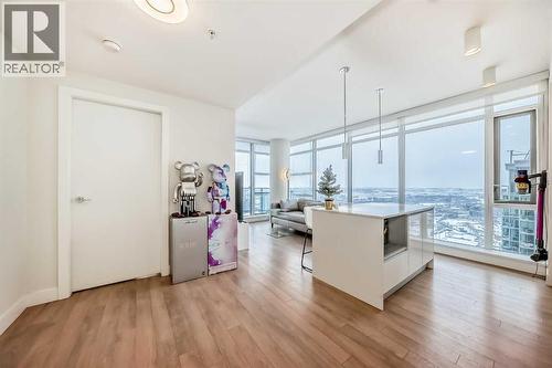 3402, 1122 3 Street Se, Calgary, AB - Indoor Photo Showing Other Room