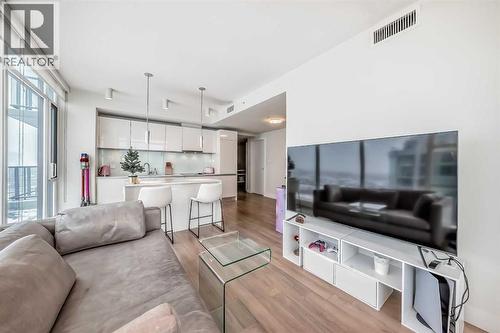 3402, 1122 3 Street Se, Calgary, AB - Indoor Photo Showing Living Room