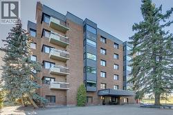 3N, 222 Eagle Ridge Drive SW  Calgary, AB T2V 2V7