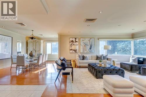 3N, 222 Eagle Ridge Drive Sw, Calgary, AB - Indoor Photo Showing Living Room