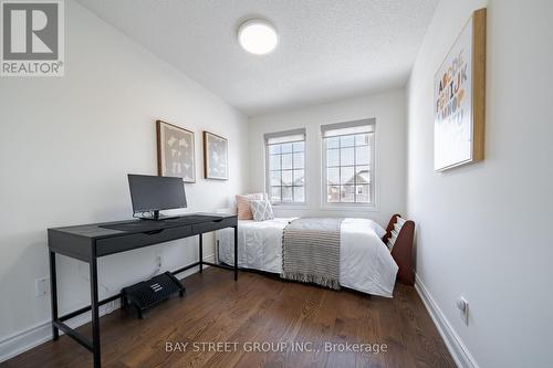 2398 Nichols Drive, Oakville, ON - Indoor Photo Showing Bedroom