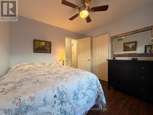 73 Oak Ridge Boulevard, Belleville (Belleville Ward), ON - Indoor Photo Showing Bedroom