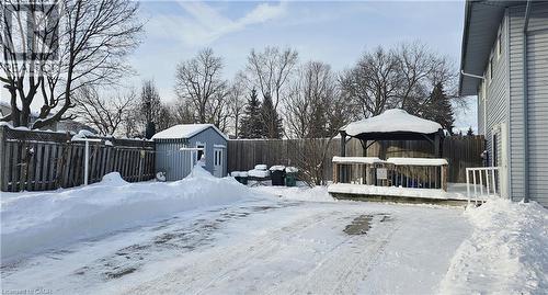 4 Flint Drive, Kitchener, ON - Outdoor
