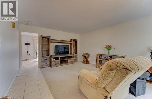 4 Flint Drive, Kitchener, ON - Indoor