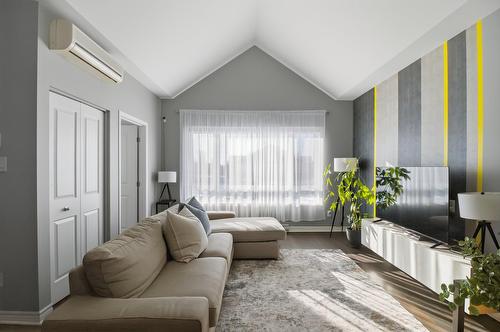 Salon - 3-23 Rue De Munich, Gatineau (Aylmer), QC - Indoor Photo Showing Living Room