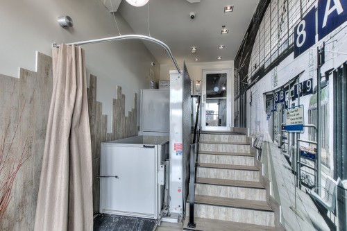 Entrée extérieure - 306-3499 Av. Jacques-Bureau, Laval (Chomedey), QC - Indoor Photo Showing Other Room