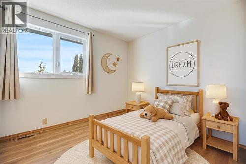 107 Wood Valley Drive Sw, Calgary, AB - Indoor Photo Showing Bedroom