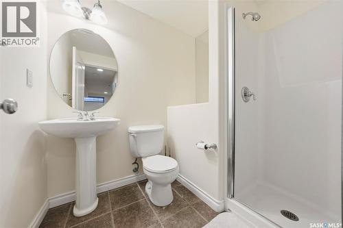 218 Brookshire Crescent, Saskatoon, SK - Indoor Photo Showing Bathroom