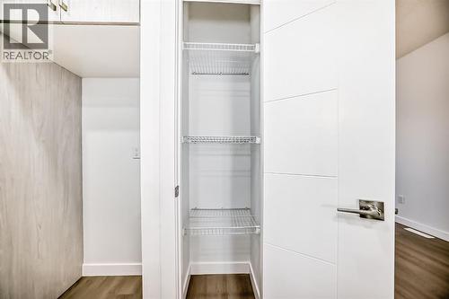 348 Cornerbrook Drive Ne, Calgary, AB - Indoor