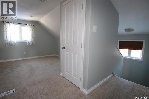 227 Maple Avenue, Yorkton, SK - Indoor Photo Showing Other Room