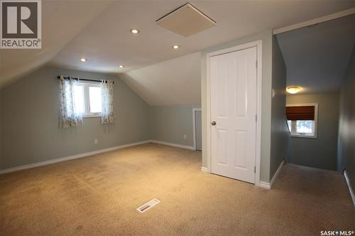 227 Maple Avenue, Yorkton, SK - Indoor Photo Showing Other Room