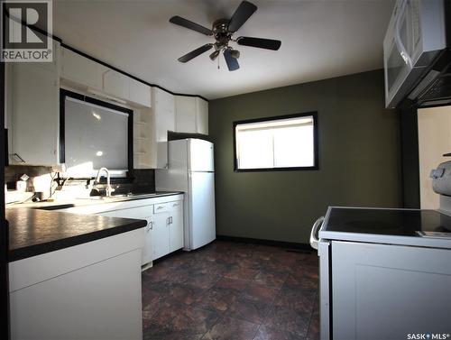 227 Maple Avenue, Yorkton, SK - Indoor