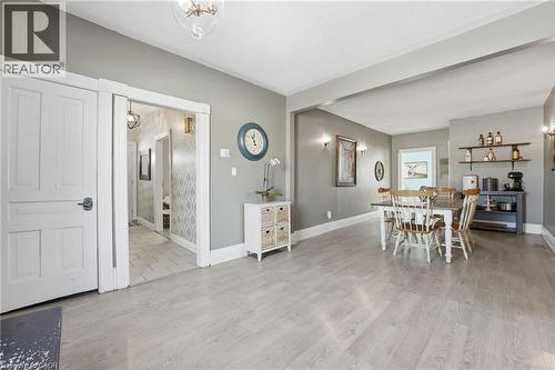 211 Robinson Road, Dunnville, ON - Indoor Photo Showing Dining Room