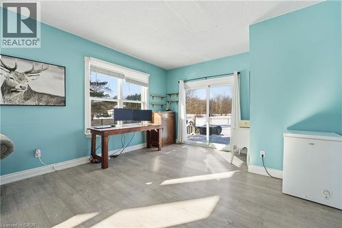 211 Robinson Road, Dunnville, ON - Indoor