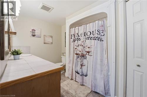 211 Robinson Road, Dunnville, ON - Indoor