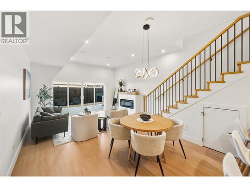 194 Maple Place Unit# 2, Oliver, BC - Indoor Photo Showing Dining Room