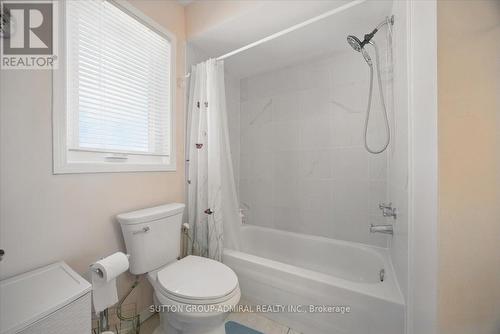 95 Athabaska Road, Barrie, ON - Indoor Photo Showing Bathroom