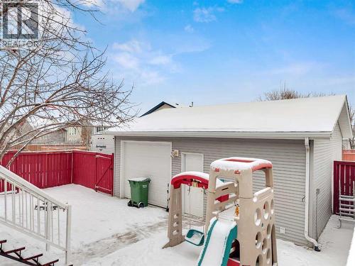 157 Kidd Close, Red Deer, AB - Outdoor